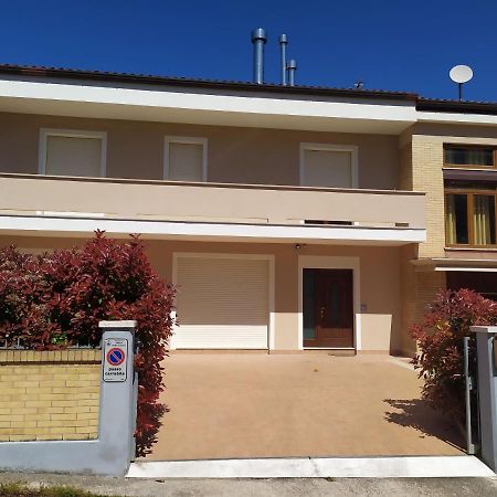 Apartament Casa Rossella Porto SantʼElpidio Zewnętrze zdjęcie